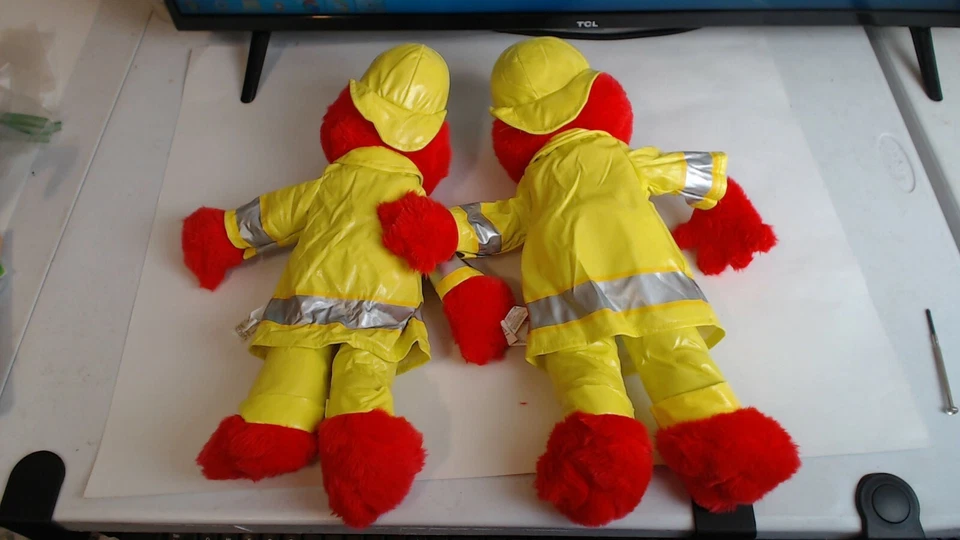 PAR de 2005 Nanco Sesame Street bombeiro bombeiro Elmo pelúcia 18" + 2 OUTROS - Imagem 3 de 4