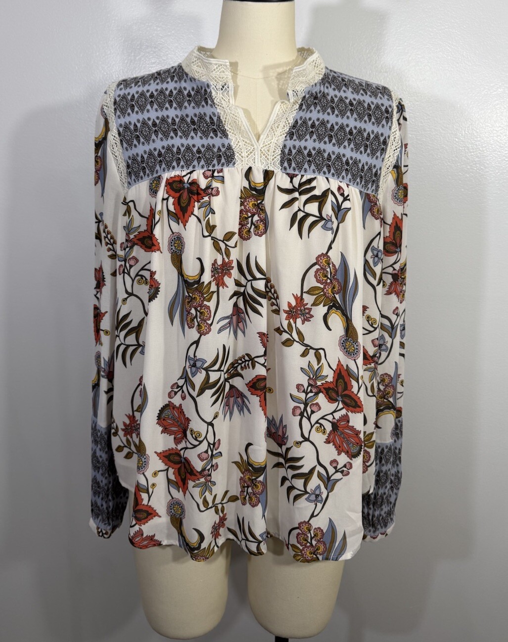 Loft Blouse Boho Medium - image 1