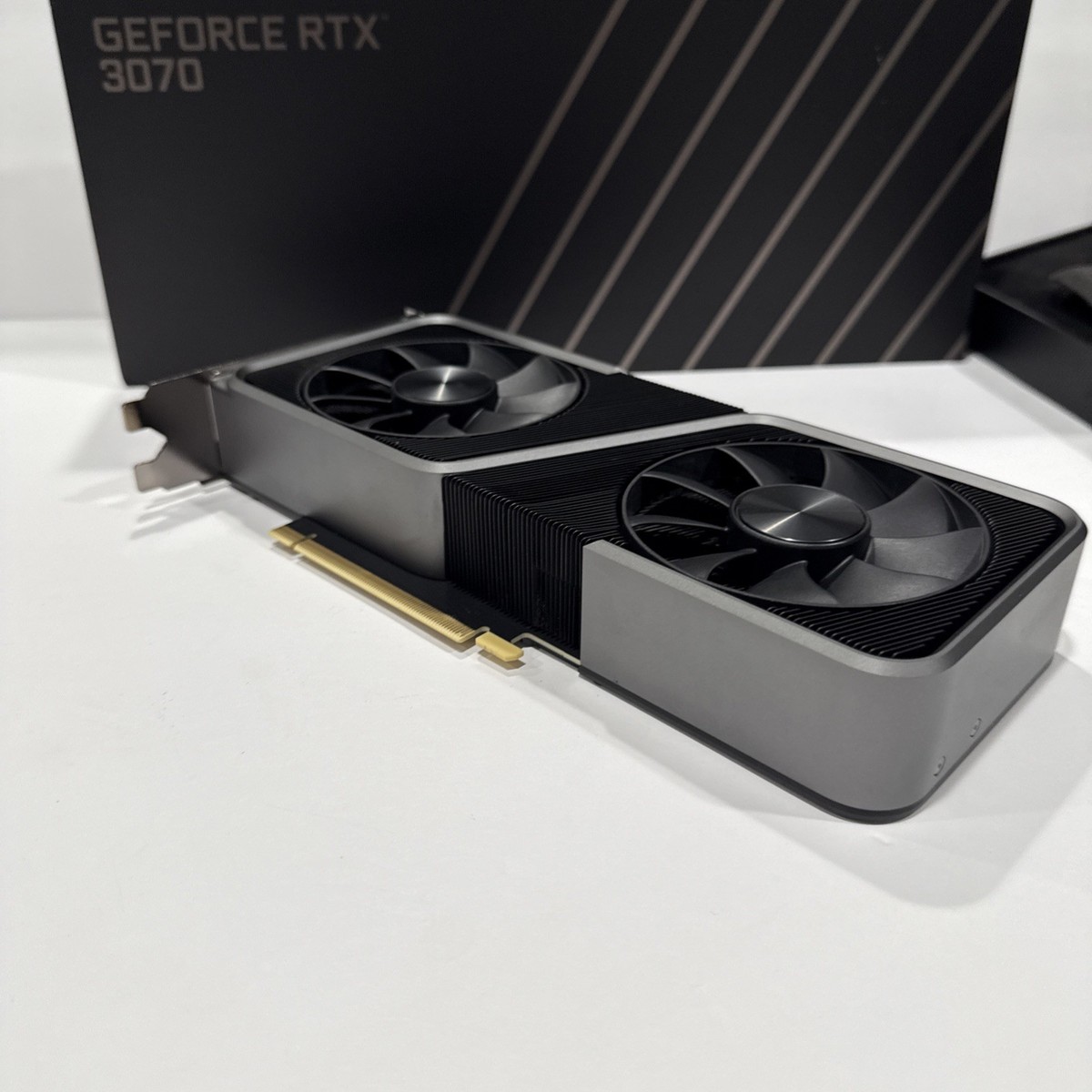 NVIDIA GEFORCE RTX 3070 Founder E 8GB 美品 NVIDIA GeForce RTX 3070 Founder Edition 8GB Graphics Card Original