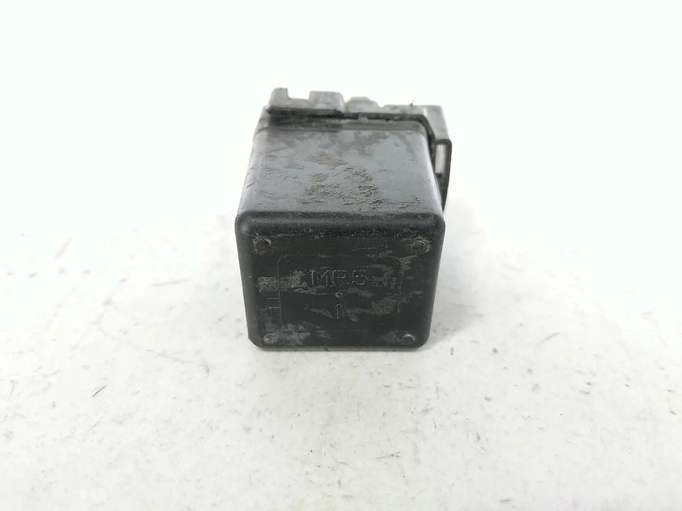 Solenoide relé de arranque Yamaha YZF-R6 R6S 04 Foto 3 de 4