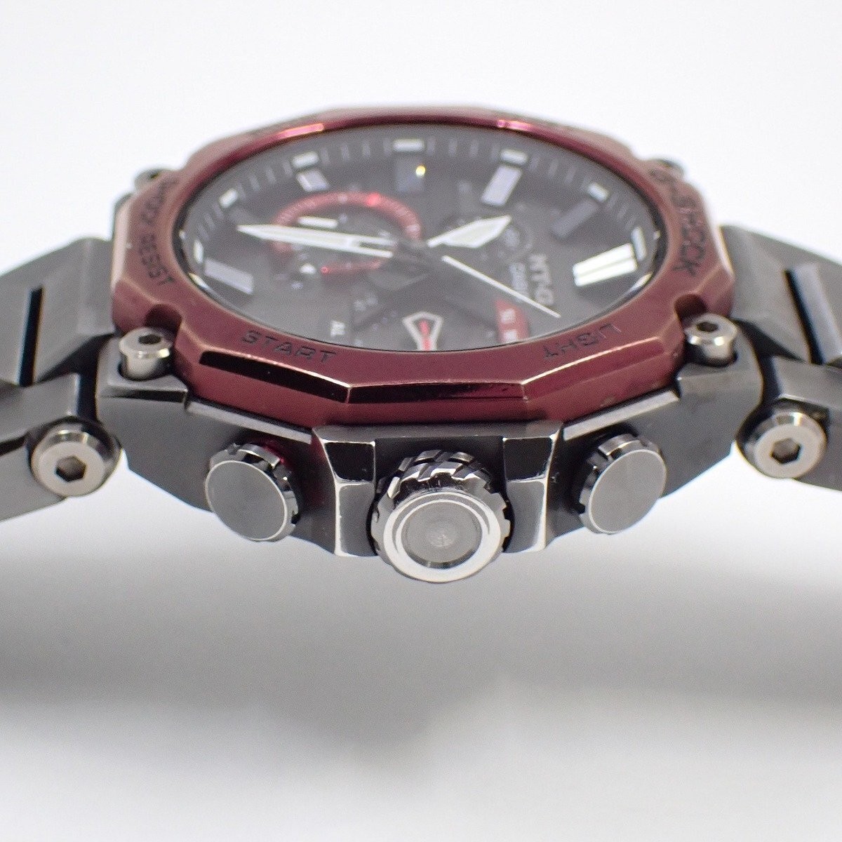 Casio G-SHOCK MTG-B2000BD-1A4JF MT-G Buletooth Men's Watch Solar