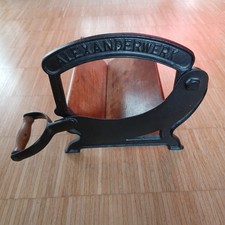 Alexanderwerk  Brotschneider antik Gusseisen + Holz Vintage