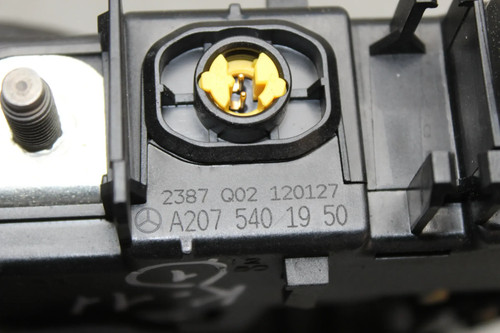 Batterij zekering box A2075401950 Mercedes Benz W204 (1) - Afbeelding 4 van 4