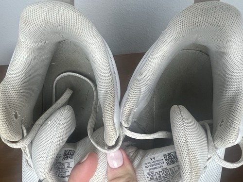 Scarpe da calcio Under Armour bloccate stringate uomo taglia 13 3025083-100 bianche - Foto 9 di 10