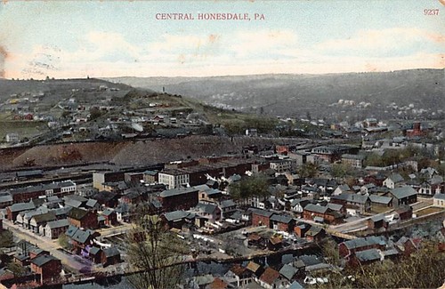 HONESDALE, WAYNE COUNTY, PA ~ TOWN OVERVIEW,  Pub. BOSSELMAN #9237 ~ used 1908