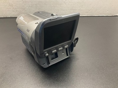 JVC GR-DA30U Silver Digital MiniDV Camcorder 30x Optical Zoom * For Parts Only