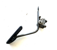 1981-85 Dodge Pickup Accelerator Pedal 1981-85 Dodge Pickup Accelerator Pedal