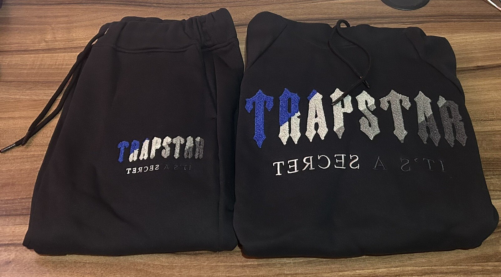 Trapstar Chenille Decoded ice Hooded Tracksuit - Black Ice (Blue/Grey) Medium