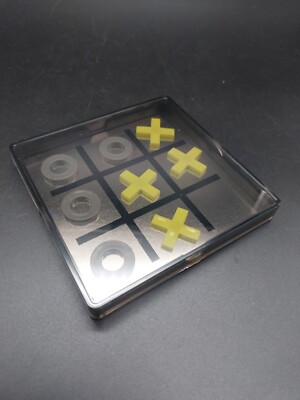 Tic Tac Toe Familienspiel Reisespiel 10x10x Strategiespiel Kinderspiel Magnet