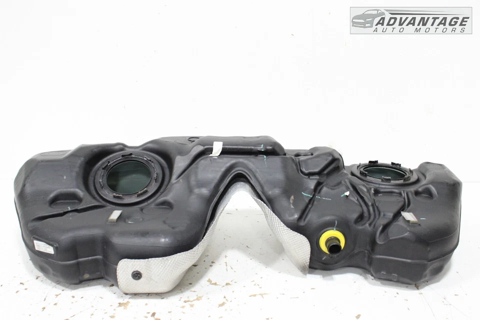 2016-2020 CHEVROLET CAMARO 3.6L GASOLINE FILLER FUEL TANK RESERVOIR BOTTLE OEM - Image 2 of 4