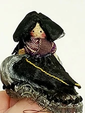 Antique Micro Miniature GRODNERTAL Peg Doll Wooden 1"