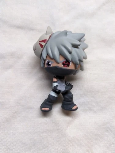 Funko Mystery Minis Shonen Jump Anime Manga Naruto Kakashi Hot Topic Exc