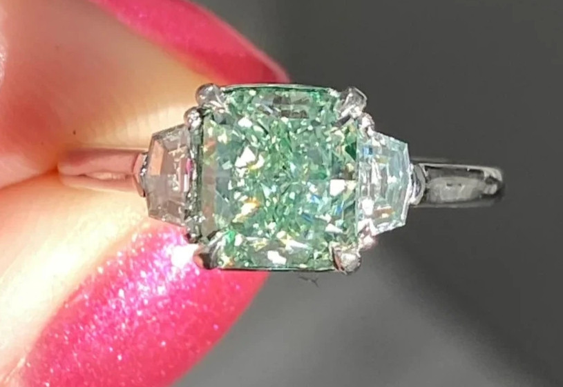 2Ct Radiant Cut Lab Grown Fancy Vivid Green Diamond Three Stone Ring 14k Gold