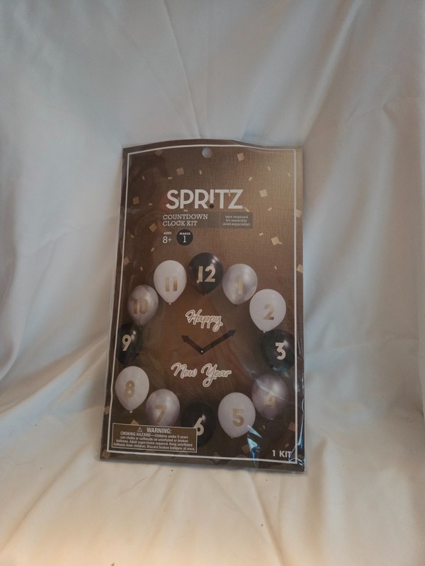 Spritz Countdown Clock Kit New Year's Eve Party Decoration