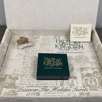 Vintage Harmony Kingdom 1997 Collector Club Kit Strawberry Box Toad Pin Retired