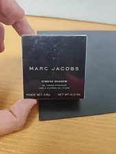 Marc Jacobs O!mega Shadow Gel Powder Eyeshadow Daddi-O! 530.   3.8g/0.13 oz