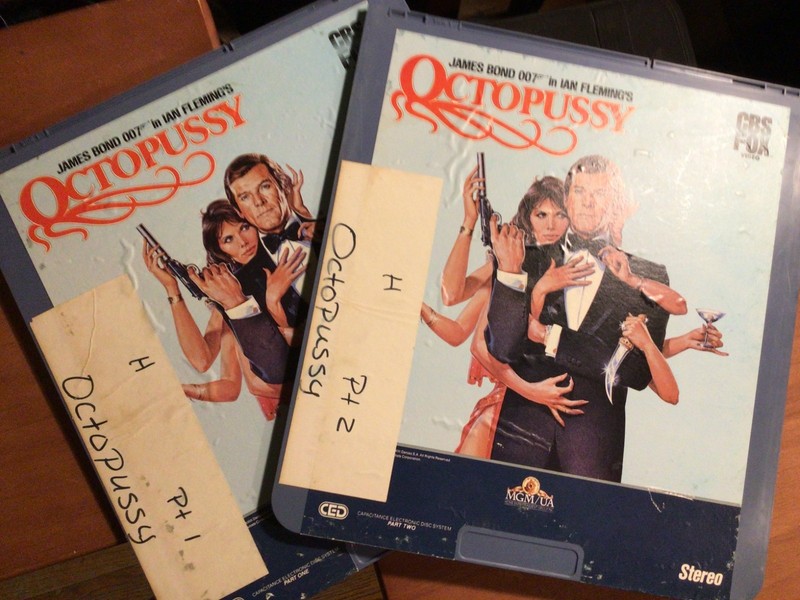 Classic Publication Octopussy James Bond 007 ceddisc Part 1+2 CBS FOX