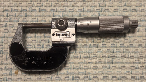 Mitutoyo Micrometer. Mechanical Digit micrometer.  Model Number 193-211  0-1”