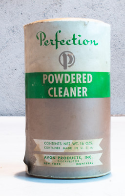 Avon Perfection Powdered Cleaner Vintage Can Container 1941 Full 16 oz