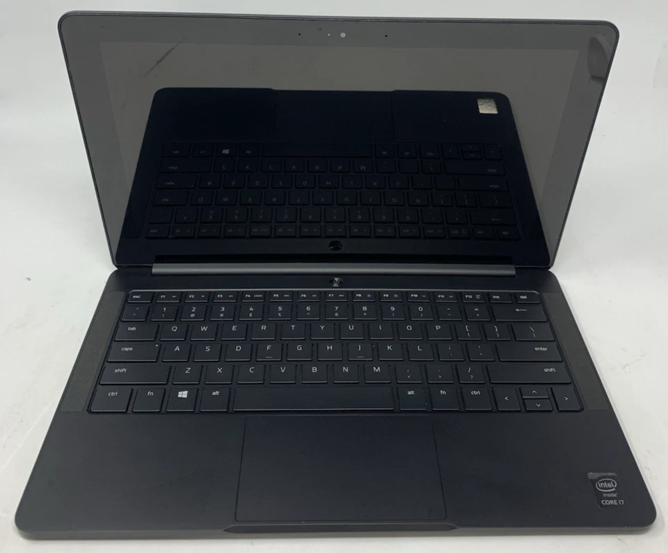 Razer Blade Stealth 13" RZ09 2016 i7-6500U 2.5GHz 128GB SSD 8GB DDR4 Negro C/Dnt Foto 2 de 4