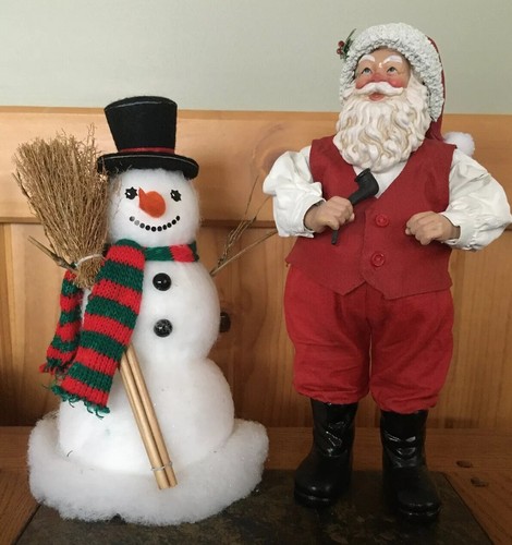 1996 Possible Dreams Clothtique Santa “A Frosty Friend” EUC w/box