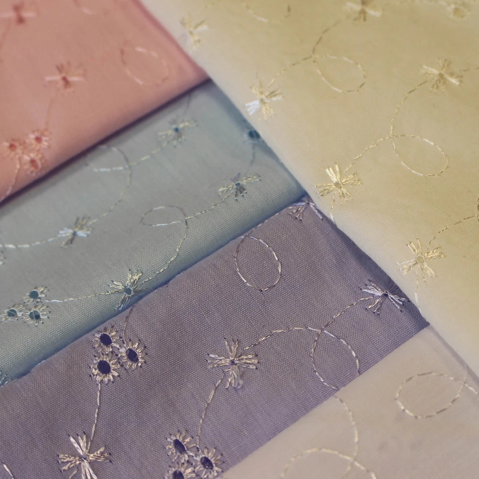 Broderie Anglaise (3 Loch Design) Bestickt Polybaumwolle - Massive Frühling Sale - Bild 3 von 3