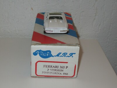 Miniature Ferrari 365 P Pininfarina 1966 échelle 1/43 - Record/Solido Montage Usine - Rare