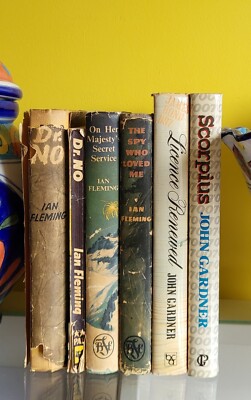 James Bond 007 Book Bundle x 6 Action Adventure Thriller Ian Fleming 