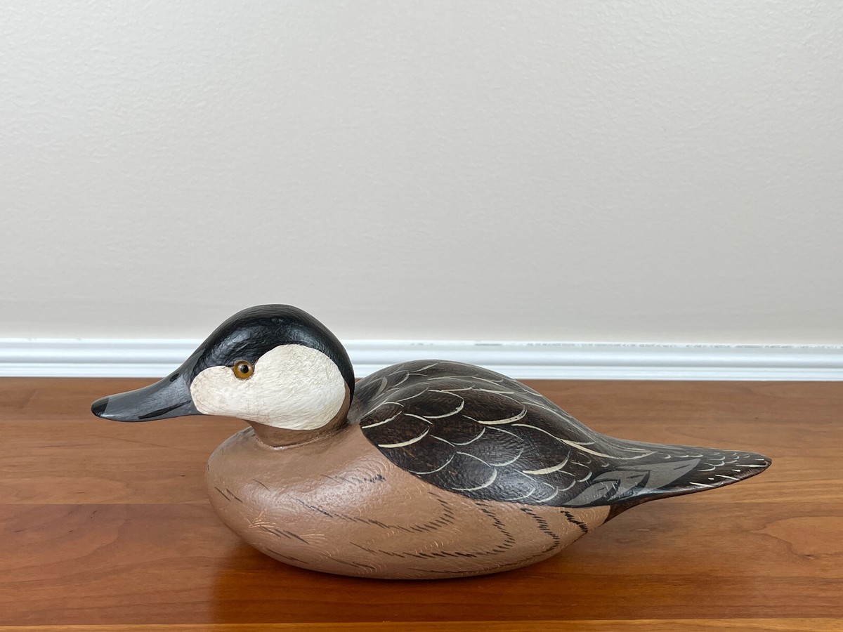 Charles Chas A Moore Hand-Carved & Painted 11 ½” Duck Decoy 1981