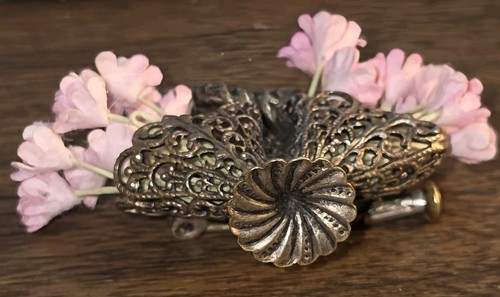 Push Pull Safety Trombone Clasp Filagree Open Work Basket Tussie Mussie Brooch - Picture 8 of 19