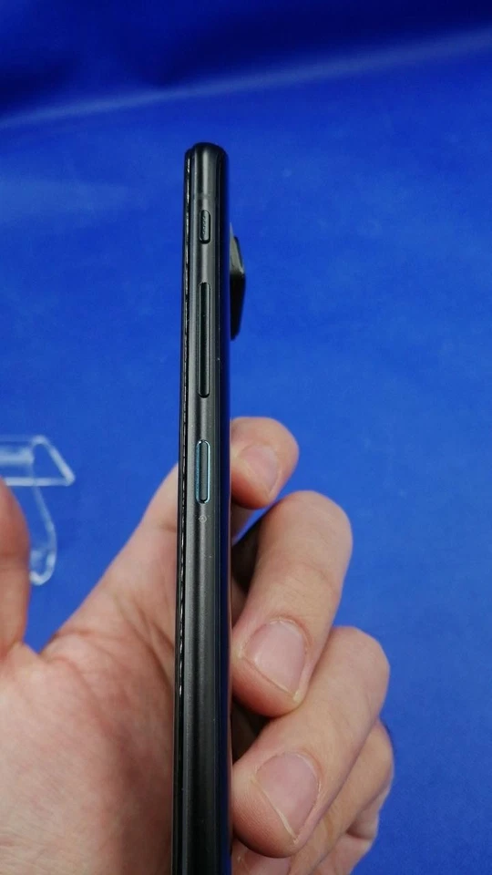 Zenfone 6 modello ZS630KL ASUS - Immagine 4 di 4