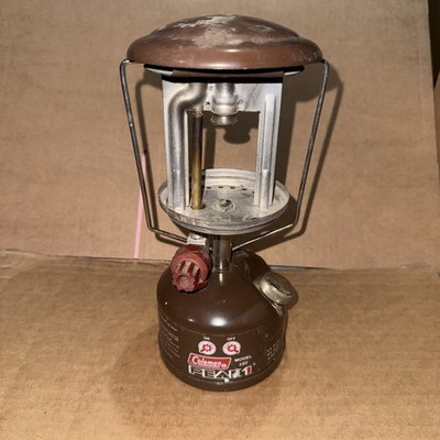 COLEMAN MODEL 222 PEAK 1 OUTDOOR CAMPING LANTERN
