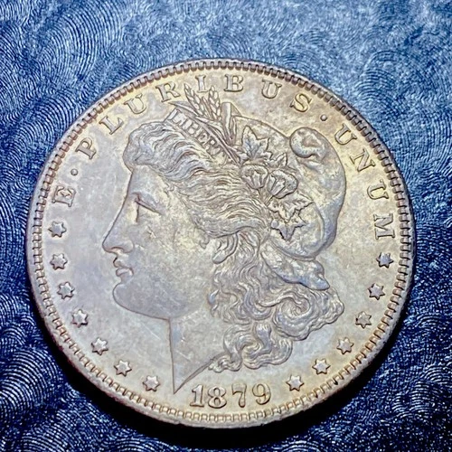 J18 💎 1879 - MORGAN SILVER  DOLLAR  -  AU / UNC  - TONING