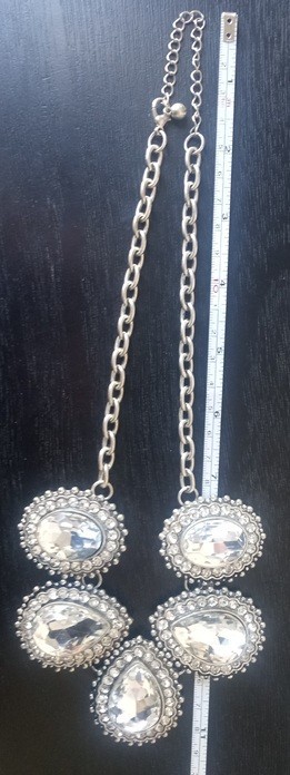 Adjustable Rhinestone and Glass Statement Necklac… - image 8