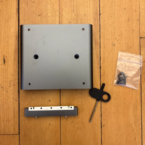 Genuine / Official Apple VESA Mount Adapter Kit for iMac Pro - Space Gray