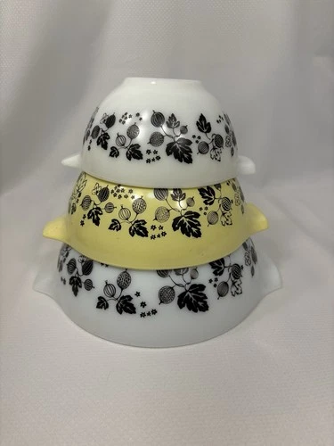 Pyrex Gooseberry