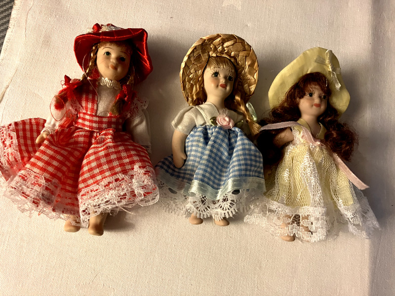 Lot - 3 Vintage Porcelain Mini Dolls - Flexible Joints - 3" & 4" collector toys
