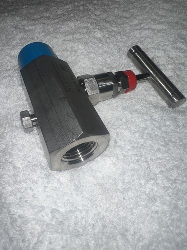 Panam Edelstahl Nadelventil 3/4 Zoll MNPT X 1/2 Zoll FNPT (PBB-H-S-128-MF-SG) - Bild 3 von 3