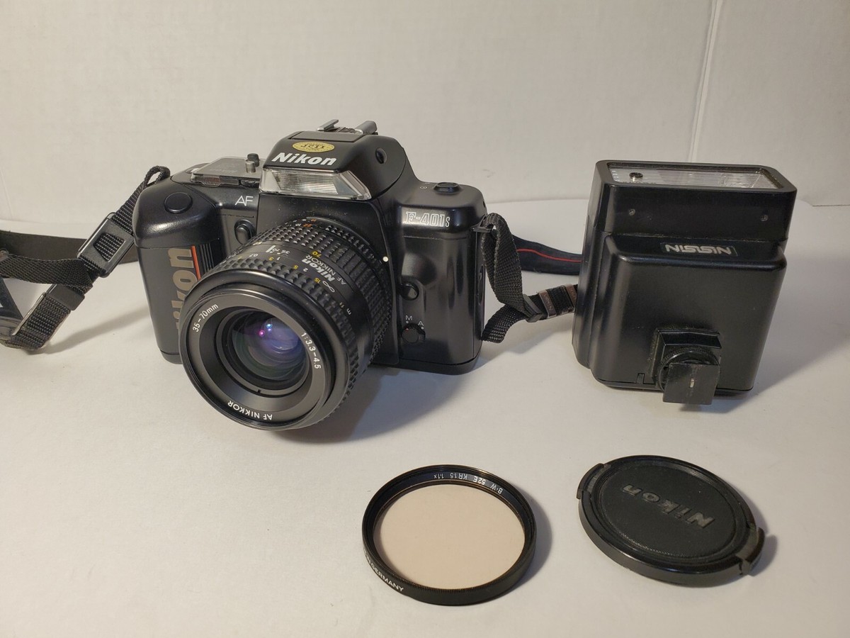 Nikon ニコン F-401s & AF NIKKOR 35-70mm セット