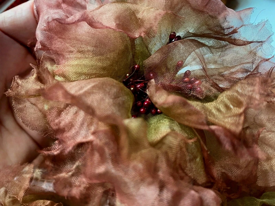 винтажный millinery 1960-х цветок 4» мшистый atq роза вручную свернутый органза 1шт США - Изображение 4 из 4