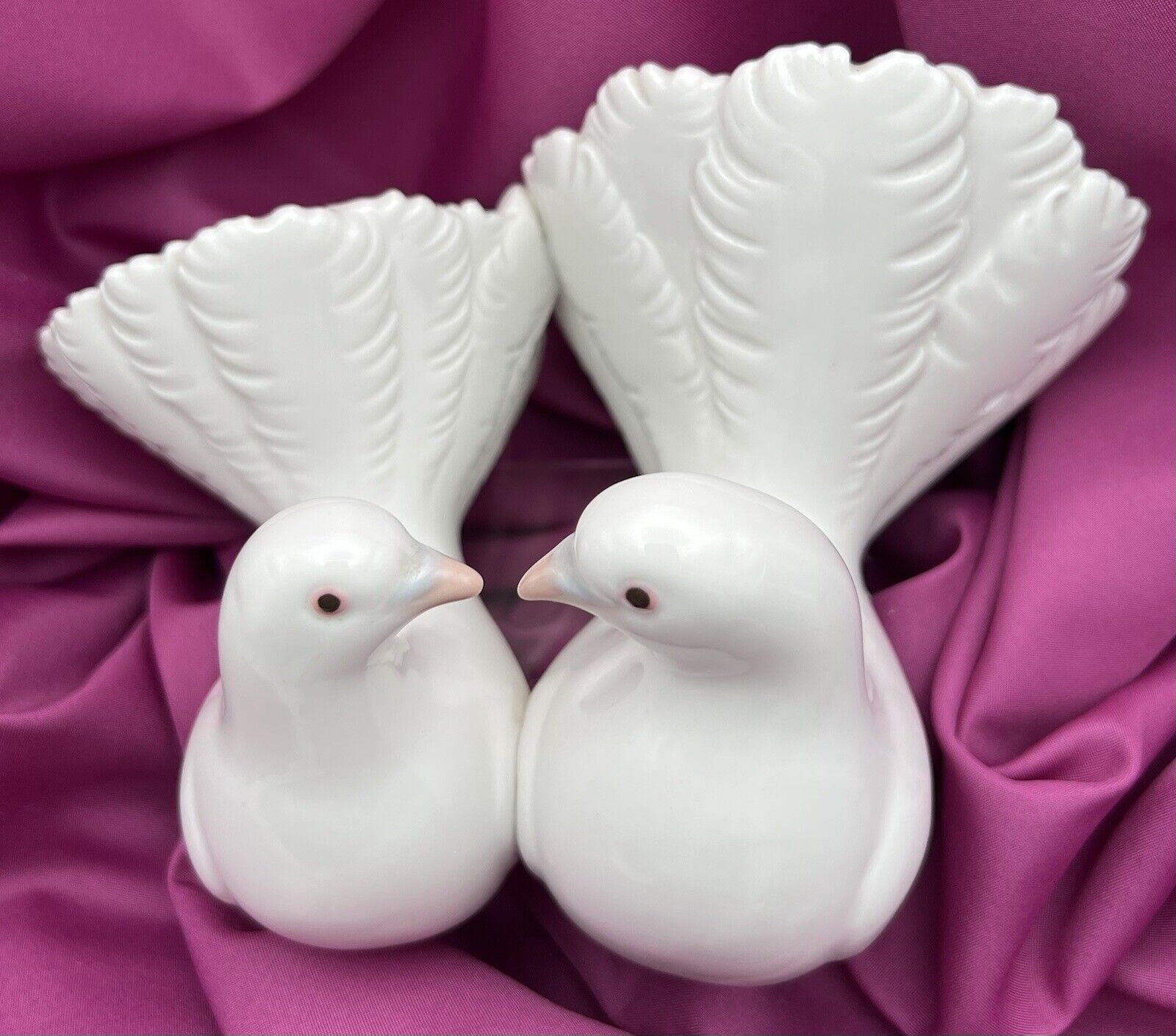 Lladró “Couple of Doves” Hand Made in Spain Wedding Cake Anniversary 50th 25th