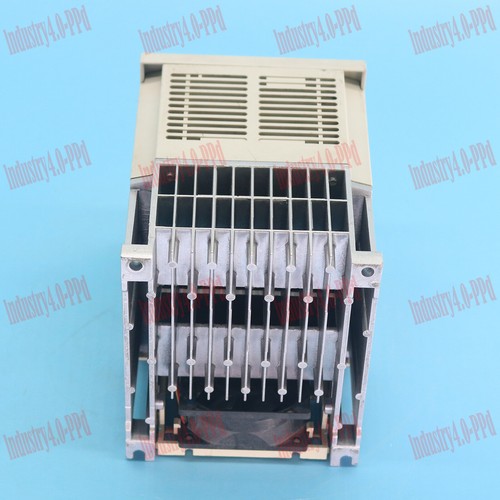 One USED MITSUBISHI FR-S520E-2.2K Inverter 2.2KW 220V Tested It In OK - Bild 4 von 5