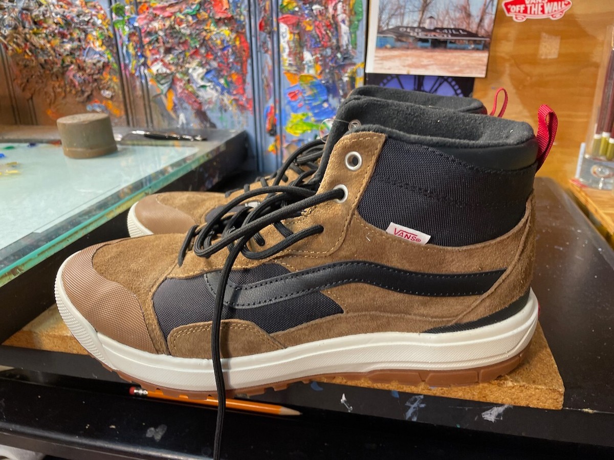Vans Ultrarange Exo Hi Dachshund Black Size US Men Women
