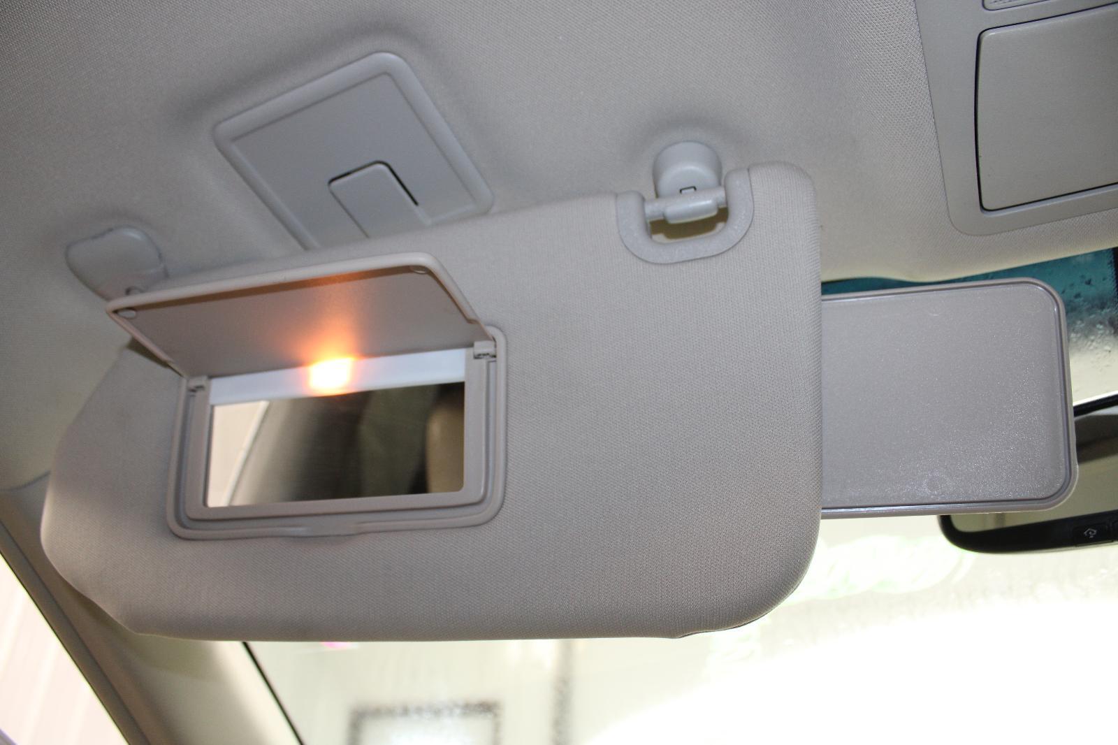 201318 NISSAN PATHFINDER (Sun Visor) Cloth Mirror Light OEM Left LH