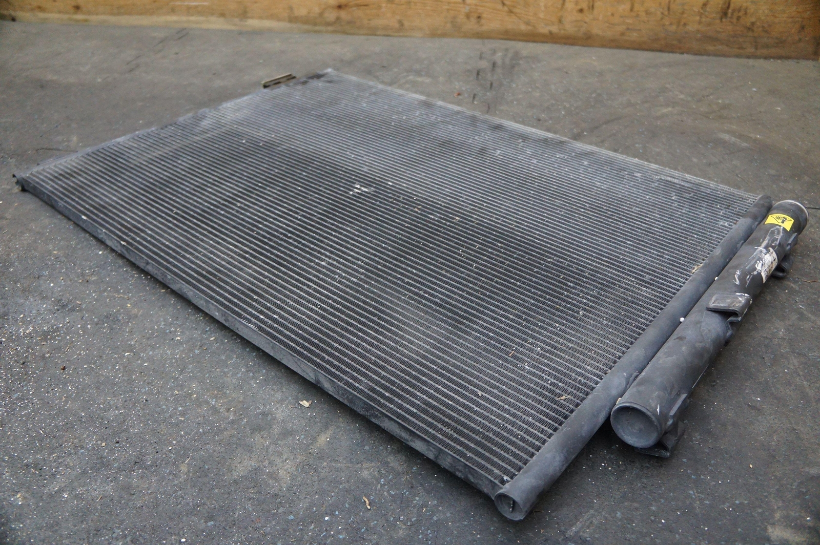 Ac Air Conditioning Condenser 670001594 Oem Maserati Quattroporte Ghibli 13-17+