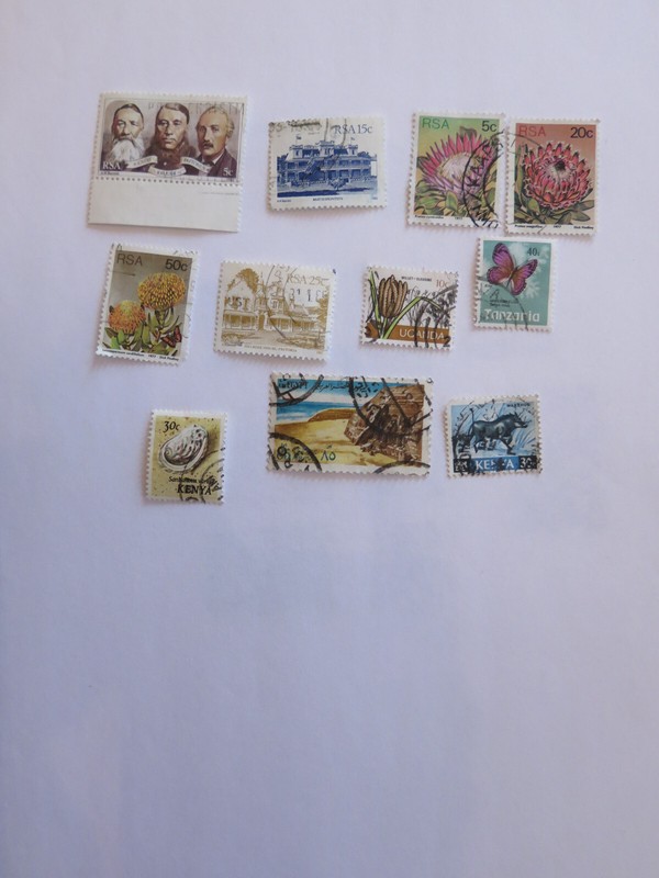 11 Africa used postage stamps: Uganda, Tanzania, Egypt, Kenya, RSA. lot