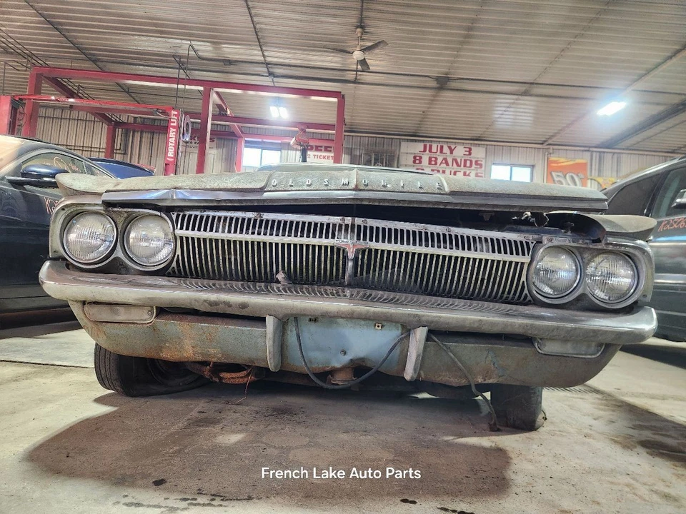 Motor de bloque largo Core 8-215 para Oldsmobile F85 1295725 1962 Foto 2 de 4