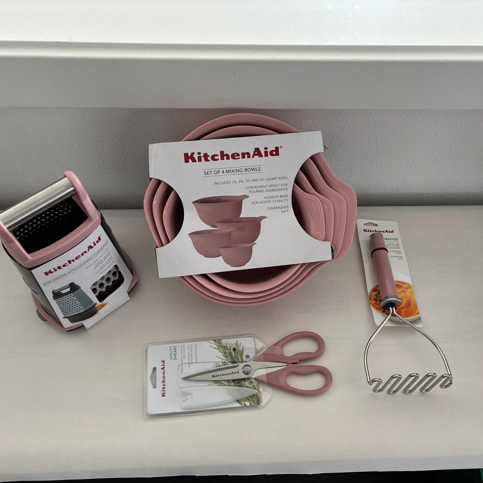 New KitchenAid Dried Rose Pink HDRA 10 Pc Utensils Bowls Grater Shears Masher
Opens in a new window