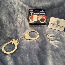 Smith  Wesson M100-1 Nickel Handcuffs Brand New With 2 Keys