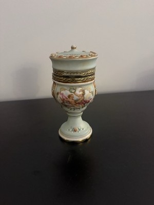 Vintage Porcelain Vanity Dresser Trinket Box 4.5  Tall